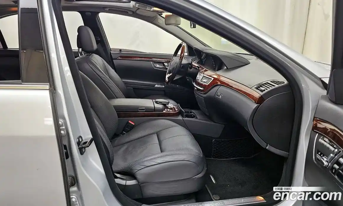 Mercedes-Benz S-Class 2008 5.5 Автомат в Москве № 195612, фото 12