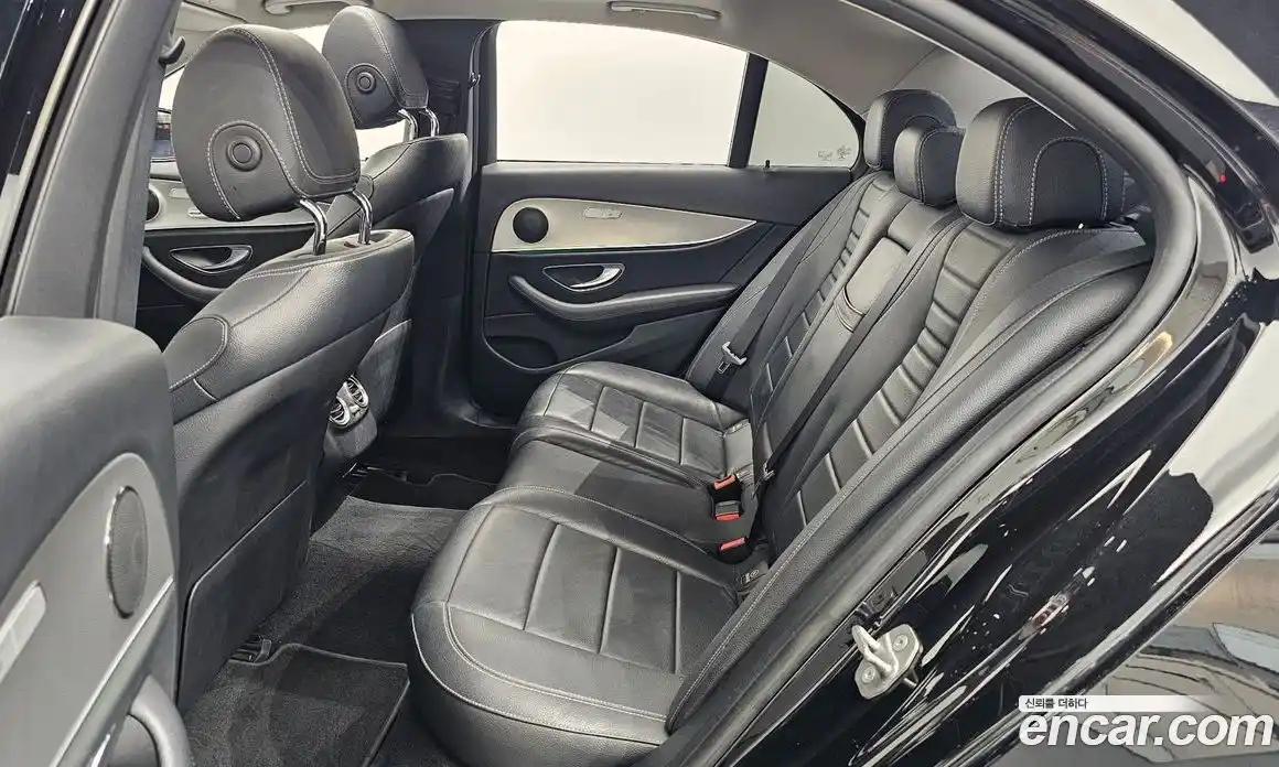 Mercedes-Benz E-Class 2017 2.0 Автомат в Москве № 195624, фото 11