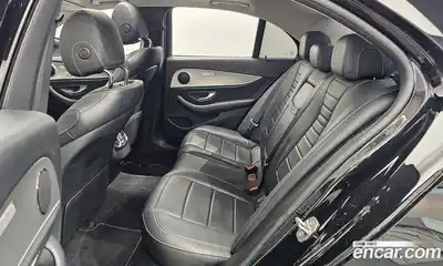 Mercedes-Benz E-Class 2017 2.0 Автомат в Москве № 195624, миниатюра 11