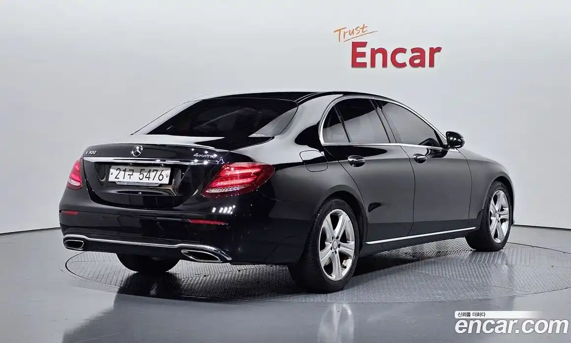 Mercedes-Benz E-Class 2017 2.0 Автомат в Москве № 195624, фото 15