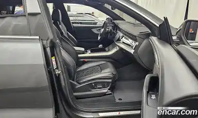 Audi Q8 2021 3.0 Автомат в Москве № 196361, миниатюра 10