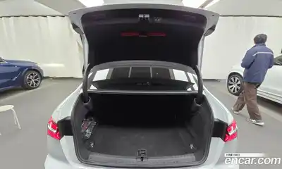 Audi A6 2022 2.0 Автомат в Москве № 196663, миниатюра 2