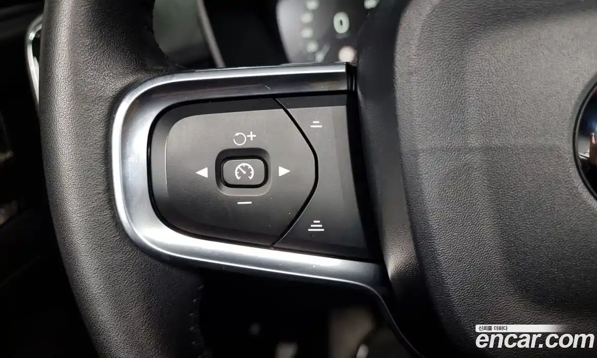 Volvo XC40 2020 2.0 Автомат в Москве № 196920, фото 12