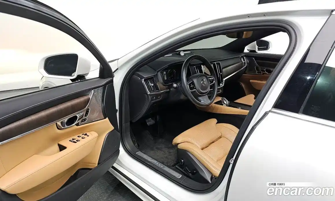 Volvo S90 2021 2.0 Автомат в Москве № 197047, фото 11