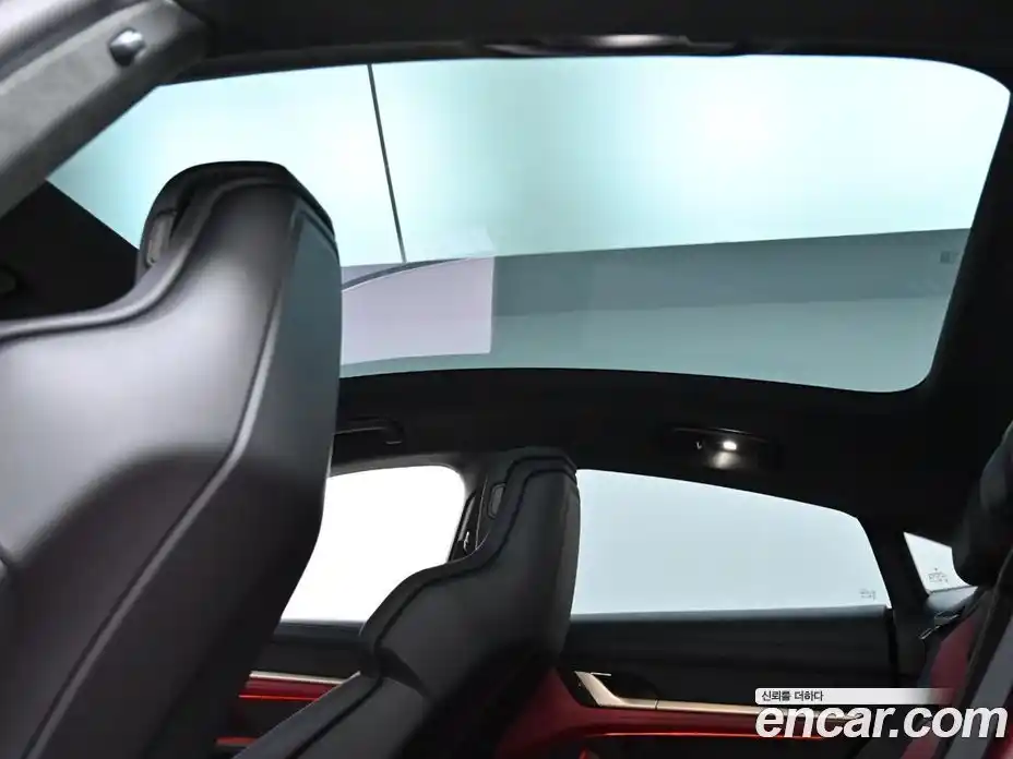 Porsche Taycan 2025 Автомат в Москве № 197752, фото 19