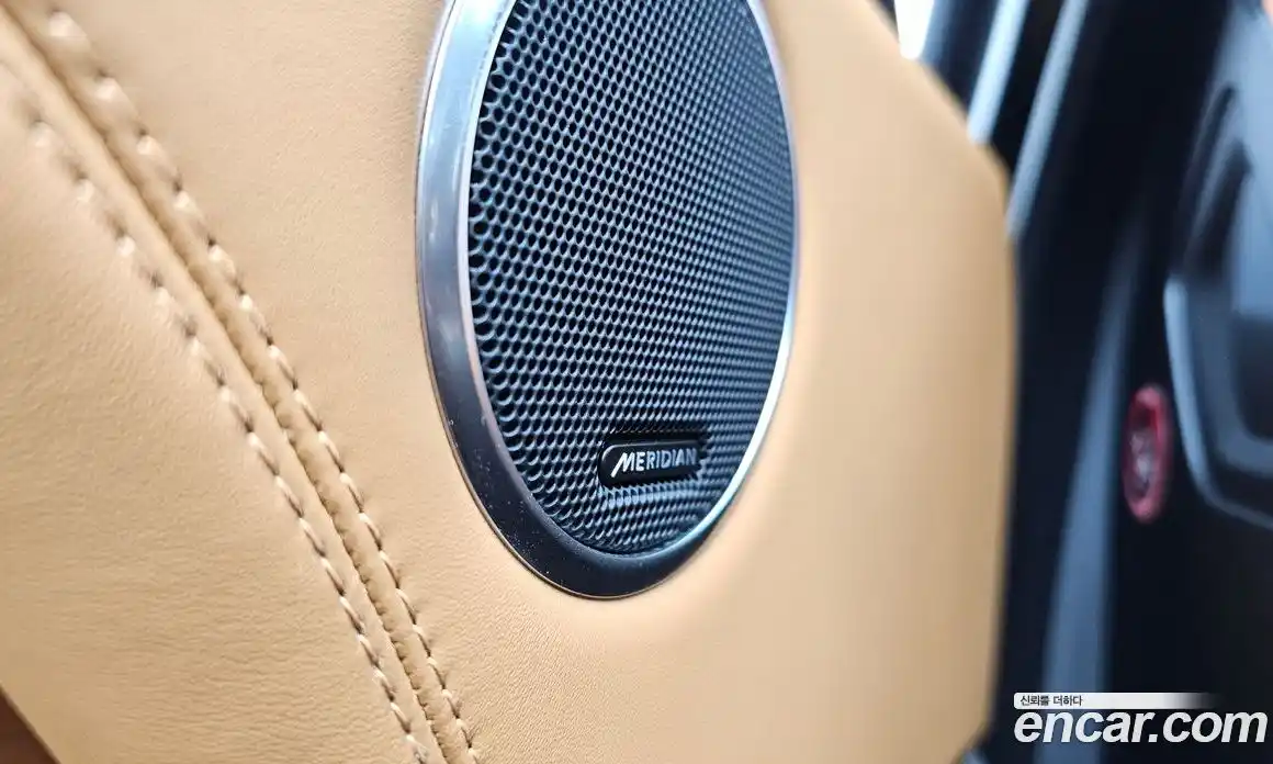 Land Rover Range-Rover 2020 4.4 Автомат в Москве № 198136, фото 18