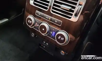 Land Rover Range-Rover 2016 4.4 Автомат в Москве № 198149, миниатюра 8