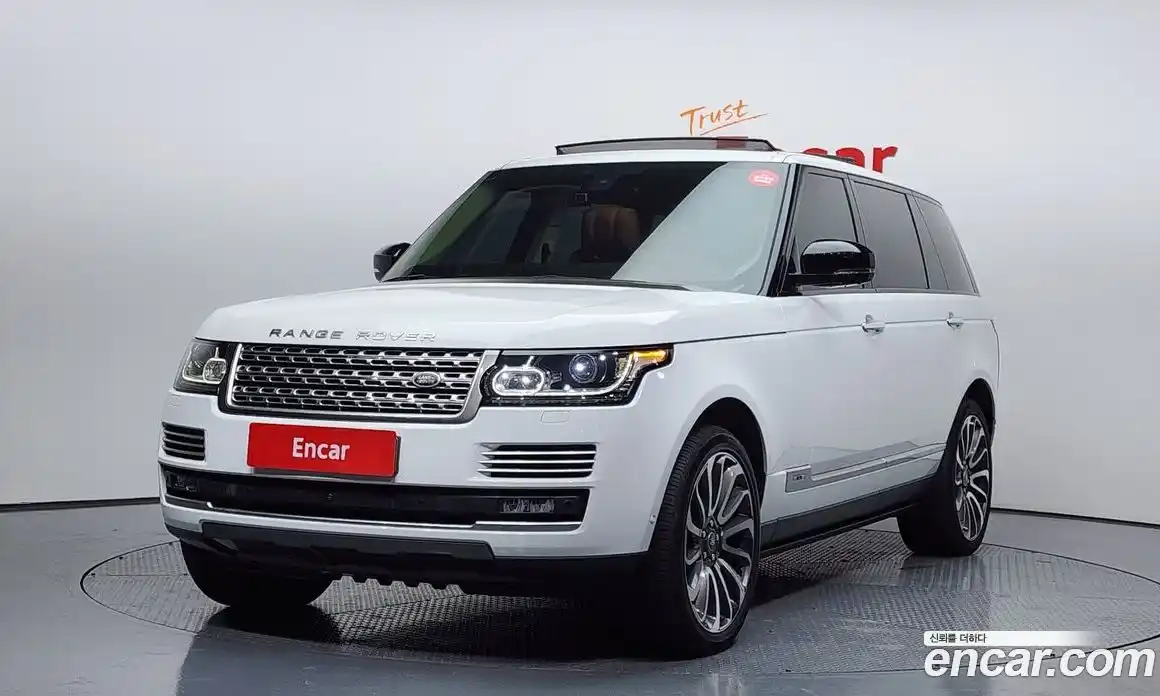 Land Rover Range-Rover 2016 4.4 Автомат в Москве № 198149, фото 9