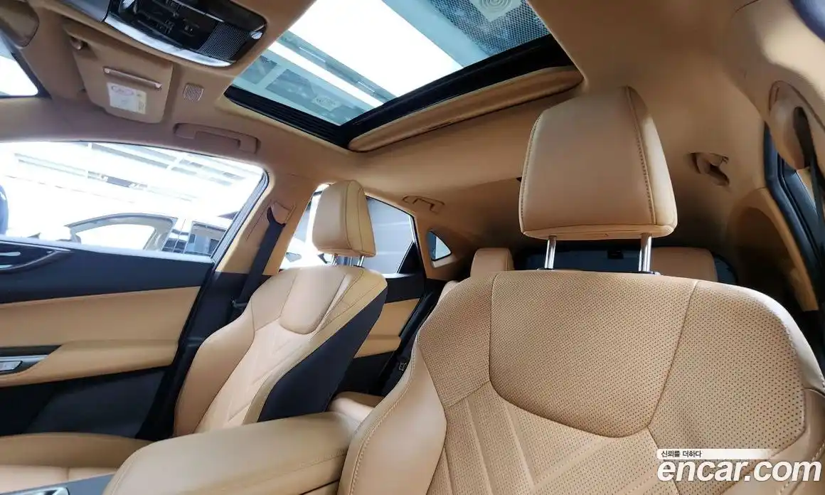 Lexus NX 2024 2.5 Автомат в Москве № 198771, фото 18