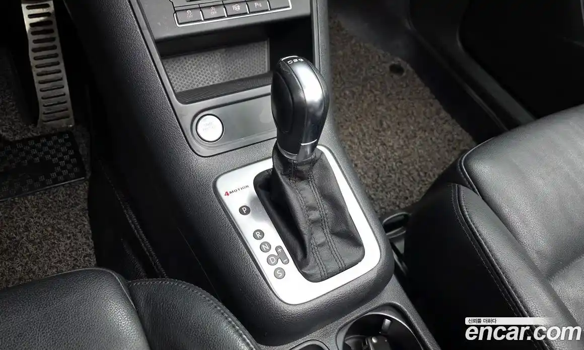 Volkswagen Tiguan 2014 2.0 Автомат в Москве № 199165, фото 18