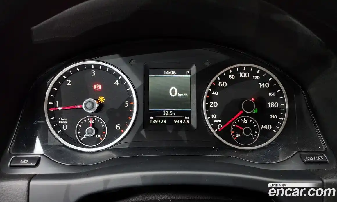 Volkswagen Tiguan 2012 2.0 Автомат в Москве № 199166, фото 8