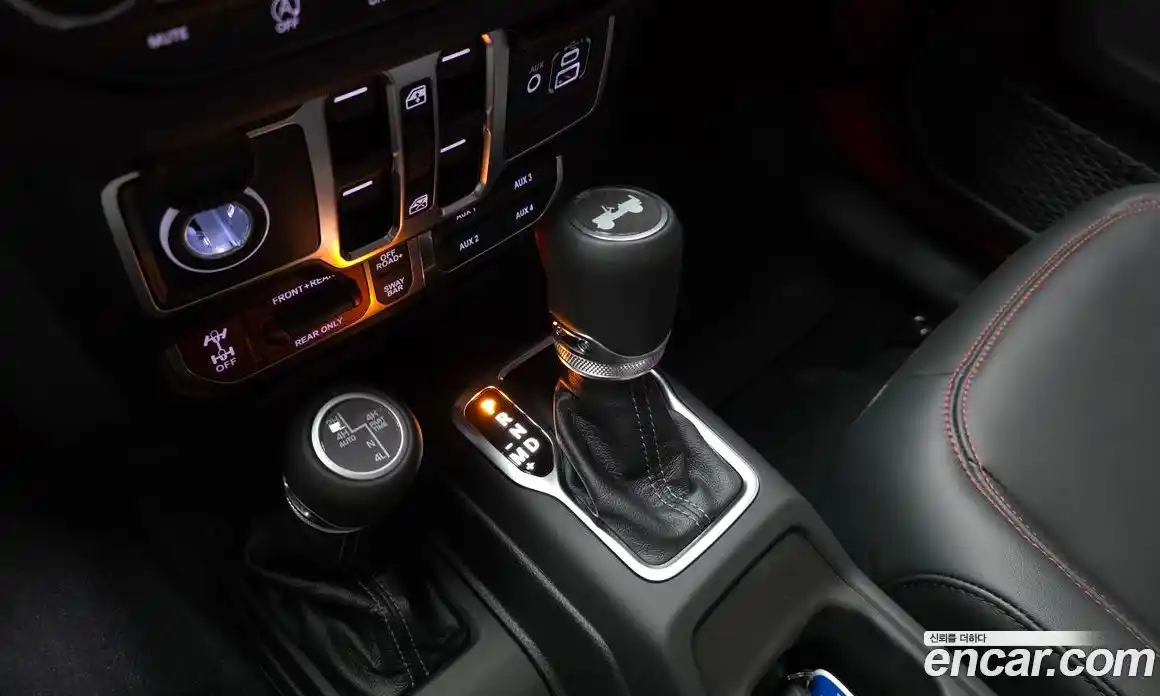 Jeep Wrangler 2025 2.0 Автомат в Москве № 199372, фото 8