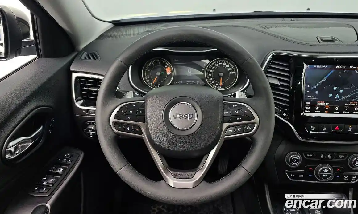 Jeep Cherokee 2022 2.4 Автомат в Москве № 199486, фото 14