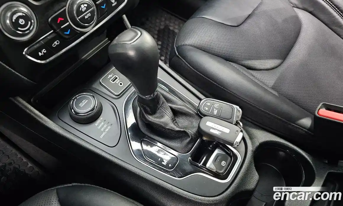 Jeep Cherokee 2022 2.4 Автомат в Москве № 199486, фото 9