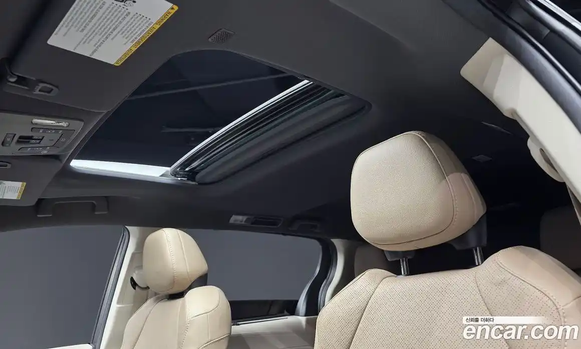 Toyota Sienna 2024 2.5 Автомат в Москве № 199572, фото 18