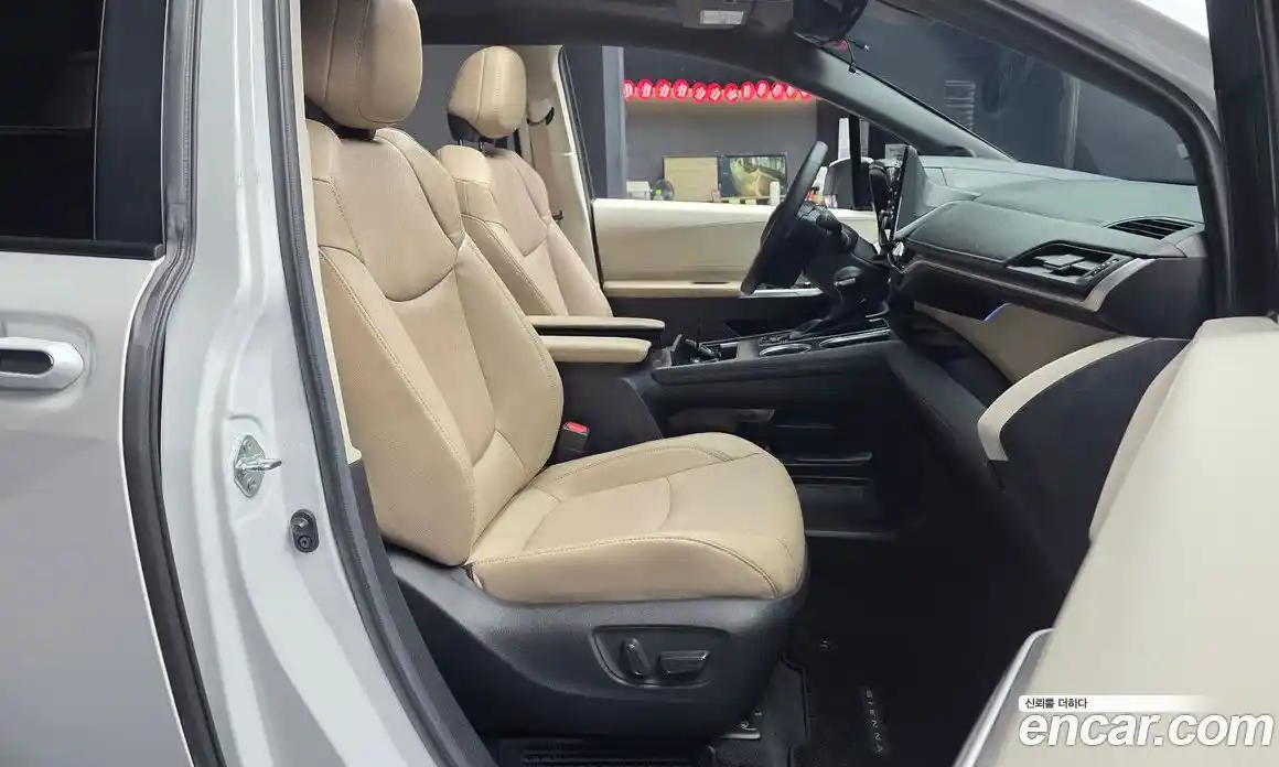 Toyota Sienna 2024 2.5 Автомат в Москве № 199572, фото 5