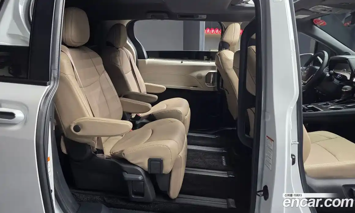 Toyota Sienna 2024 2.5 Автомат в Москве № 199572, фото 8