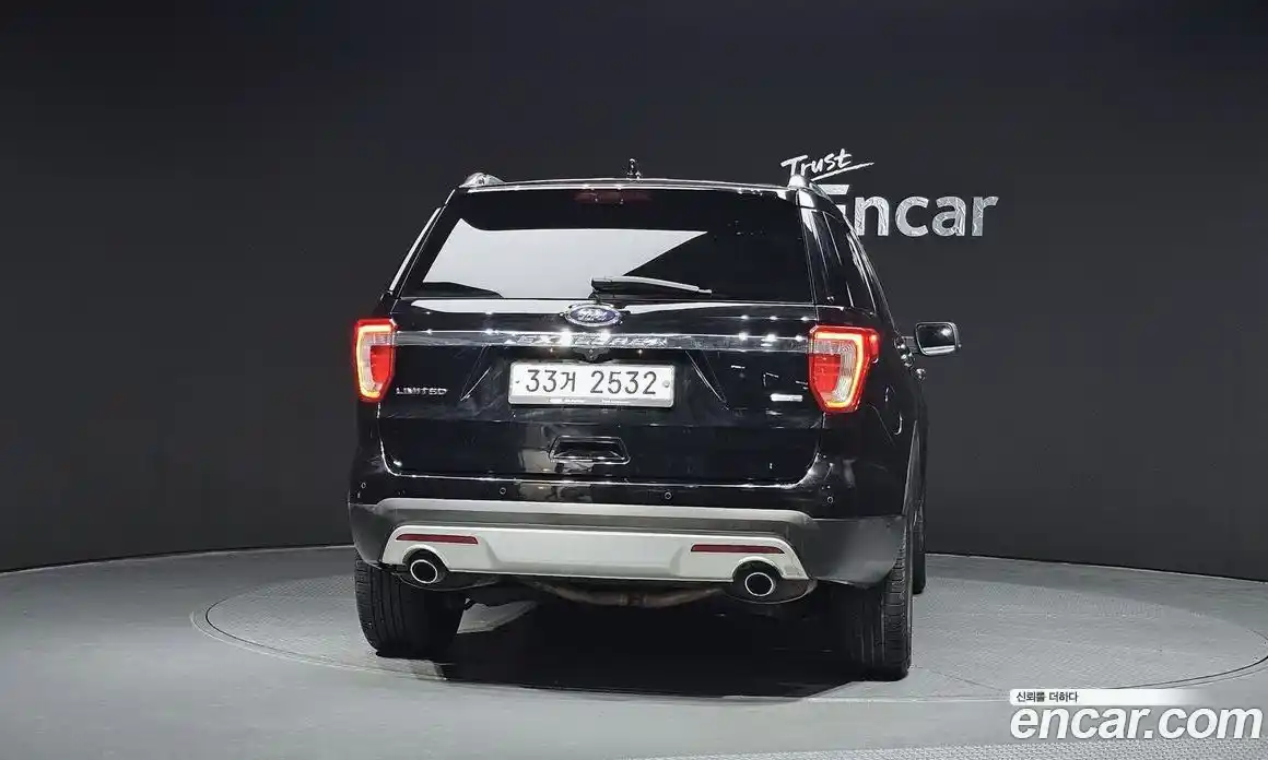 Ford Explorer 2017 2.3 Автомат в Москве № 199727, фото 19