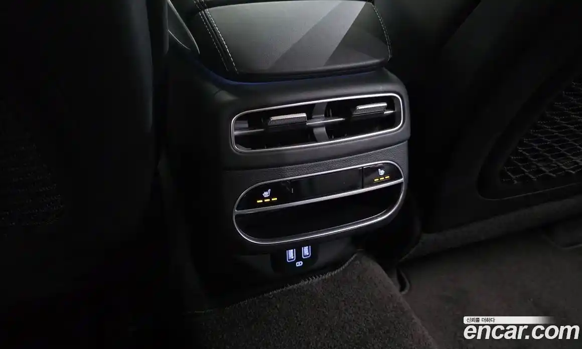 Genesis GV70 2022 2.5 Автомат в Москве № 206919, фото 19