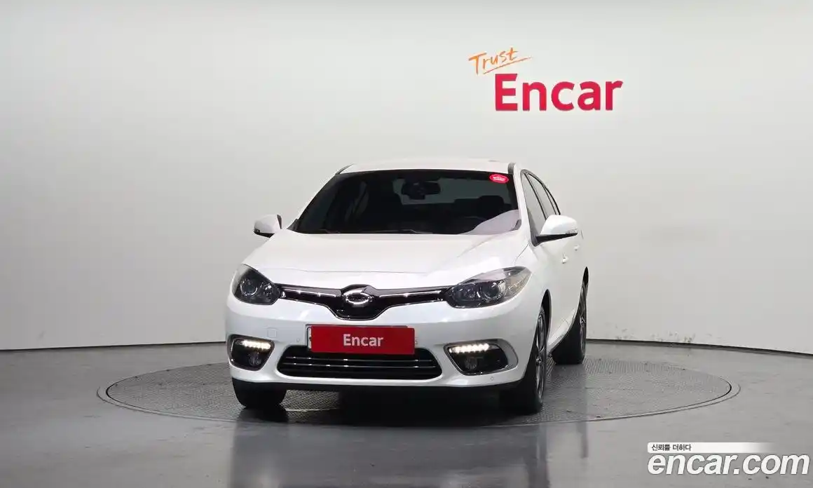 Renault SM3 2016 1.6 Автомат в Москве № 208685, фото 1