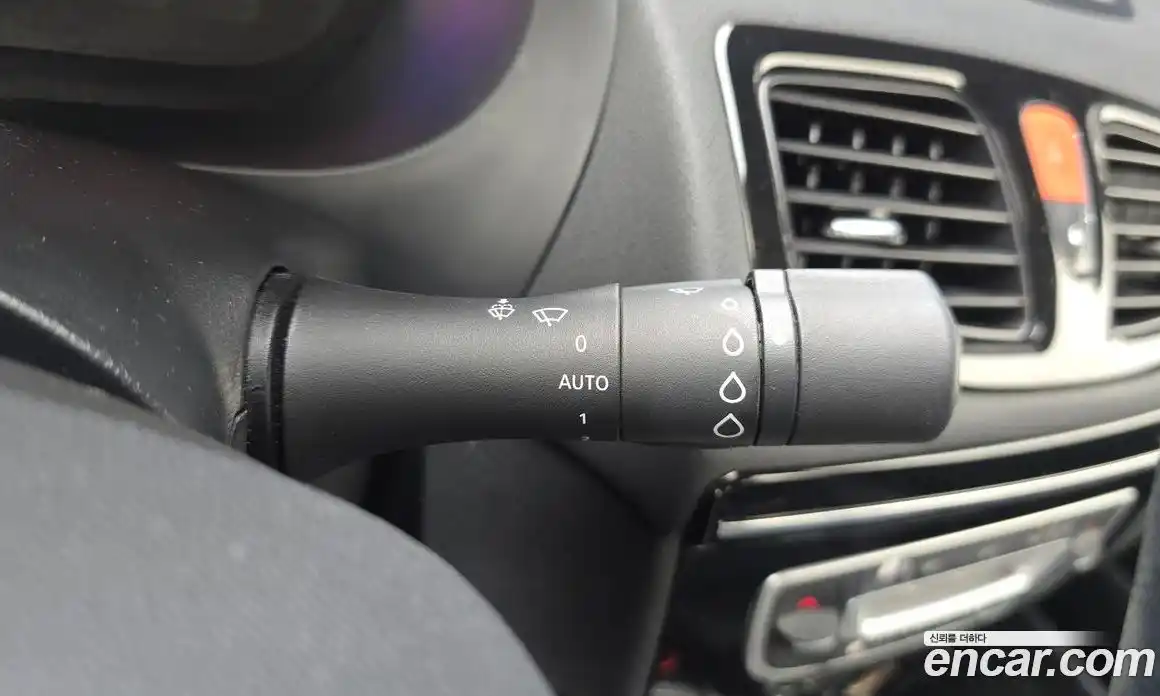 Renault SM3 2016 1.6 Автомат в Москве № 208685, фото 12