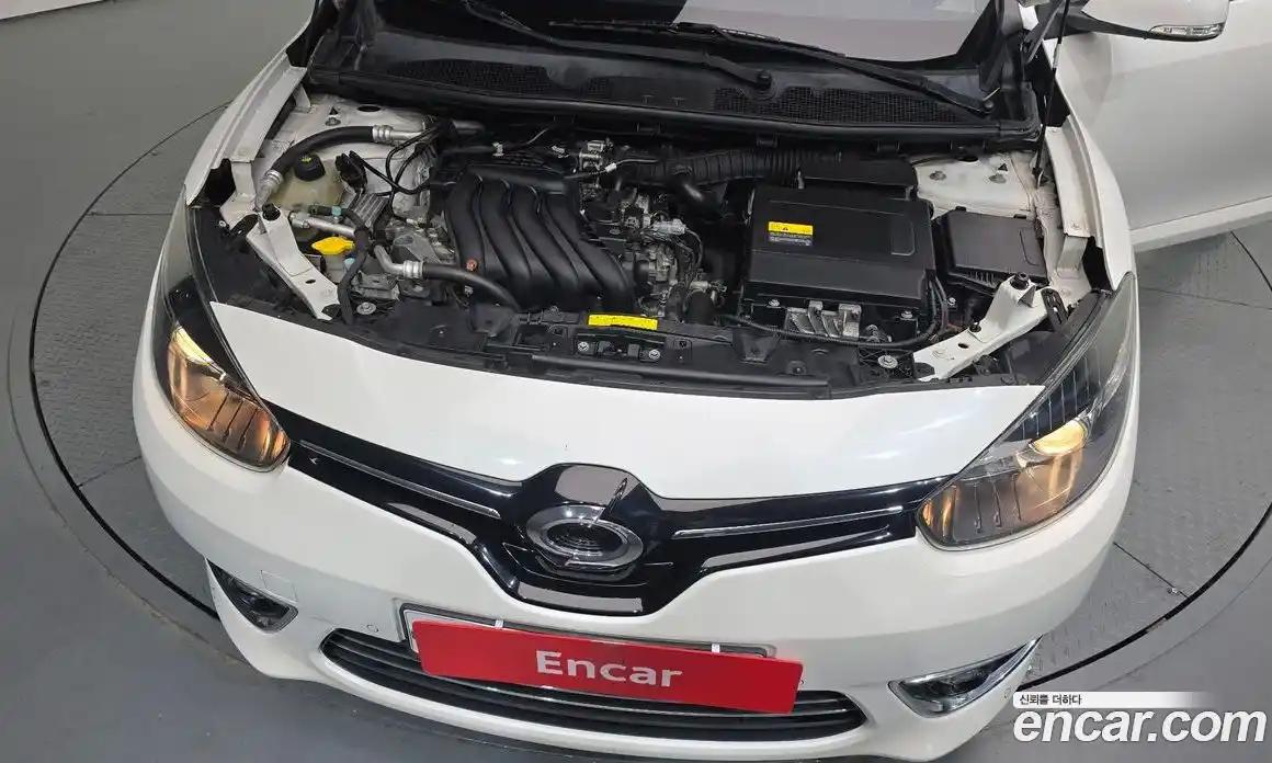 Renault SM3 2016 1.6 Автомат в Москве № 208685, фото 13