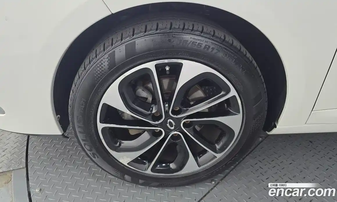 Renault SM3 2016 1.6 Автомат в Москве № 208685, фото 6