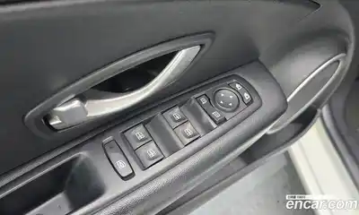 Renault SM3 2016 1.6 Автомат в Москве № 208685, миниатюра 8