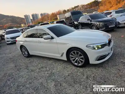 BMW 5-Series 2019 2.0 Автомат в Москве № 211451, миниатюра 2