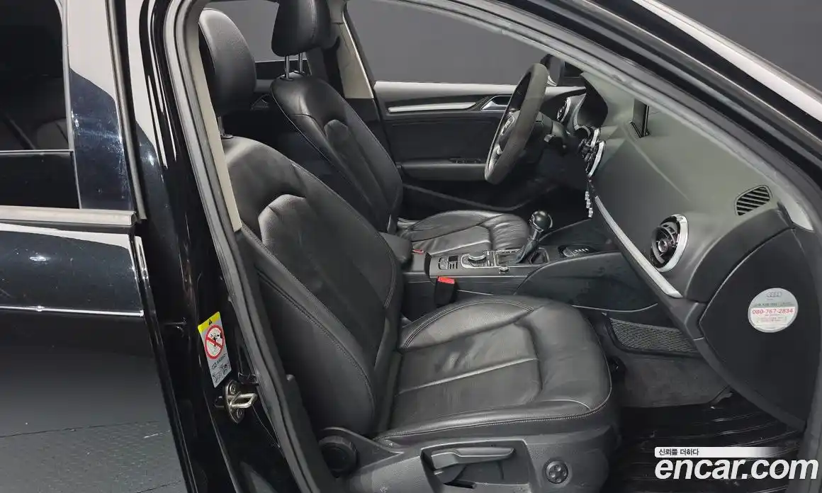 Audi A3 2015 1.6 Автомат в Москве № 212597, фото 11