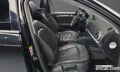 Audi A3 2015 1.6 Автомат в Москве № 212597, миниатюра 11