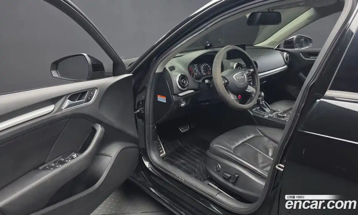 Audi A3 2015 1.6 Автомат в Москве № 212597, фото 12