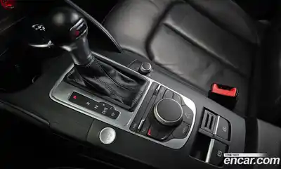 Audi A3 2015 1.6 Автомат в Москве № 212597, миниатюра 7