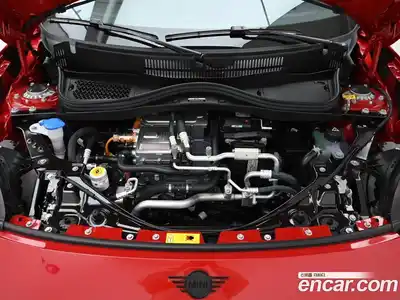 Mini Cooper 2025 0.1 Автомат в Москве № 213915, миниатюра 6