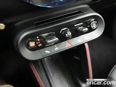 Mini Cooper 2025 0.1 Автомат в Москве № 213915, миниатюра 9