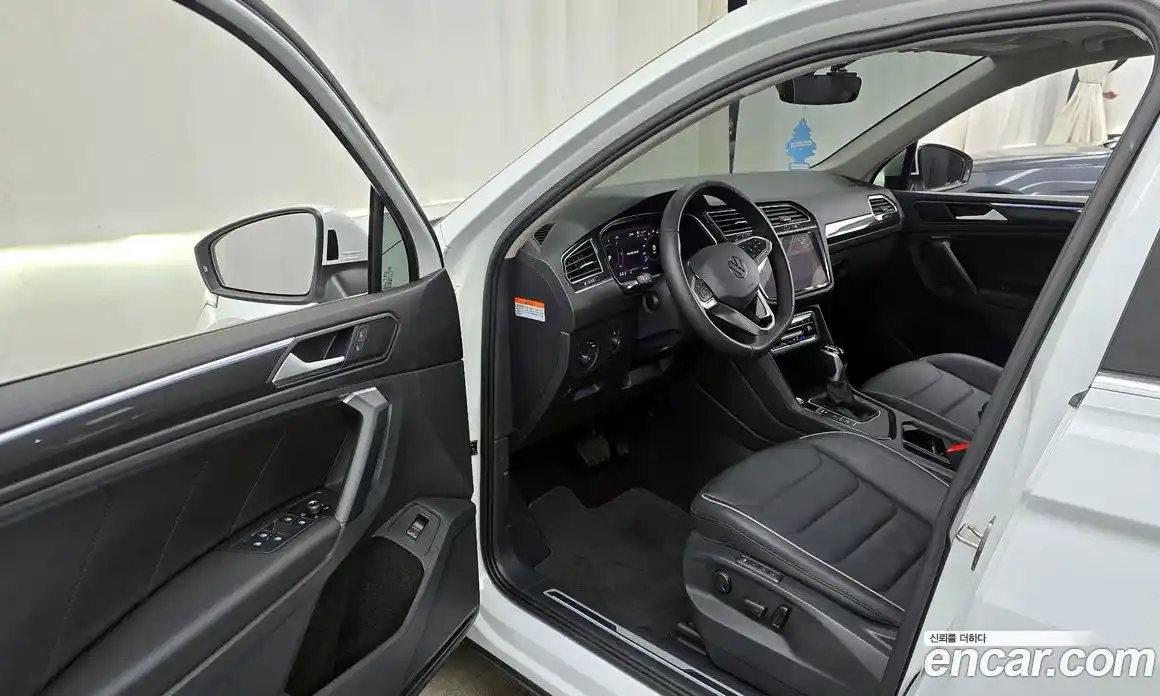 Volkswagen Tiguan 2024 2.0 Автомат в Москве № 214874, фото 13