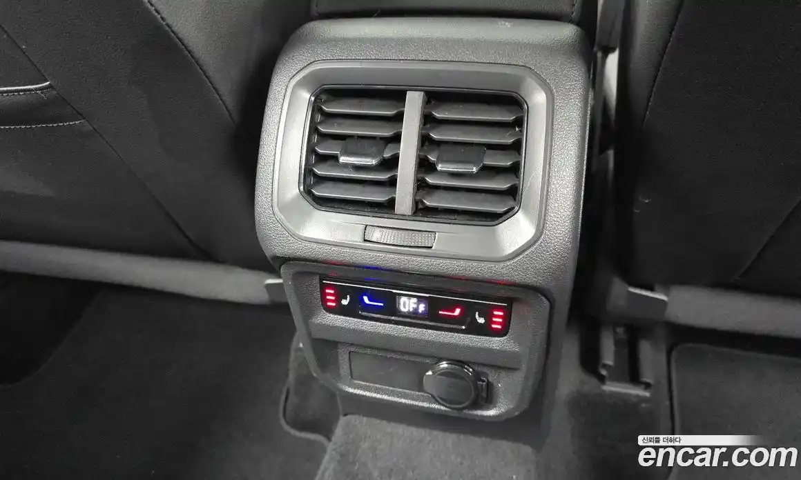 Volkswagen Tiguan 2024 2.0 Автомат в Москве № 214874, фото 20