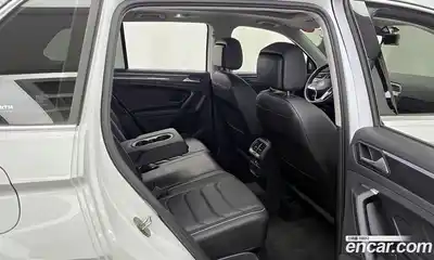 Volkswagen Tiguan 2024 2.0 Автомат в Москве № 214874, миниатюра 8