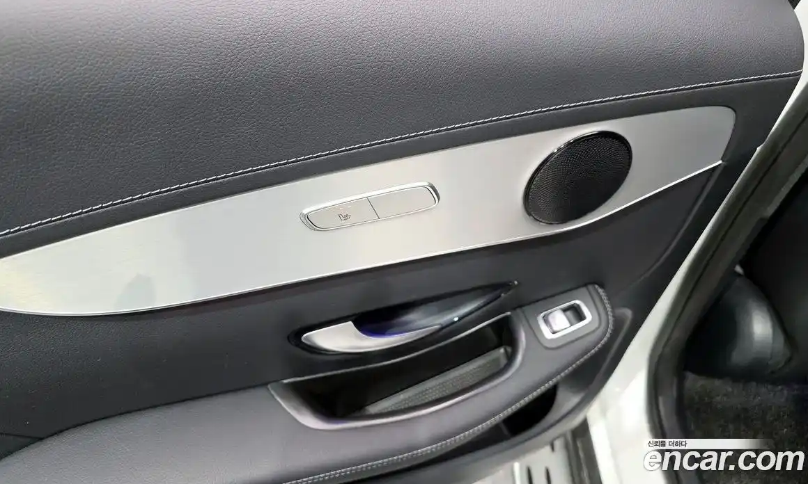 Mercedes-Benz GLC-Class 2022 1.9 Автомат в Москве № 219160, фото 19