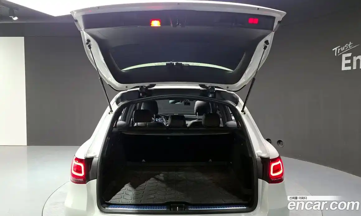 Mercedes-Benz GLC-Class 2022 1.9 Автомат в Москве № 219160, фото 5