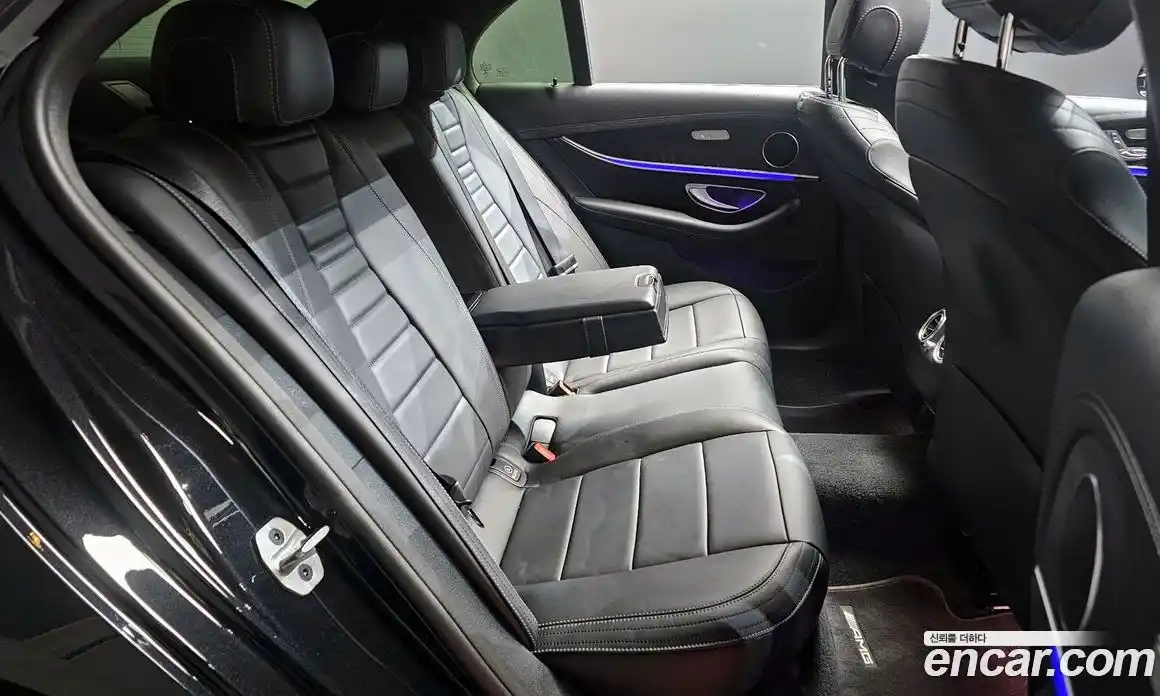 Mercedes-Benz E-Class 2021 1.9 Автомат в Москве № 224454, фото 19