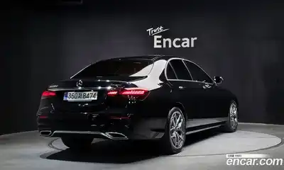Mercedes-Benz E-Class 2021 1.9 Автомат в Москве № 224454, миниатюра 4