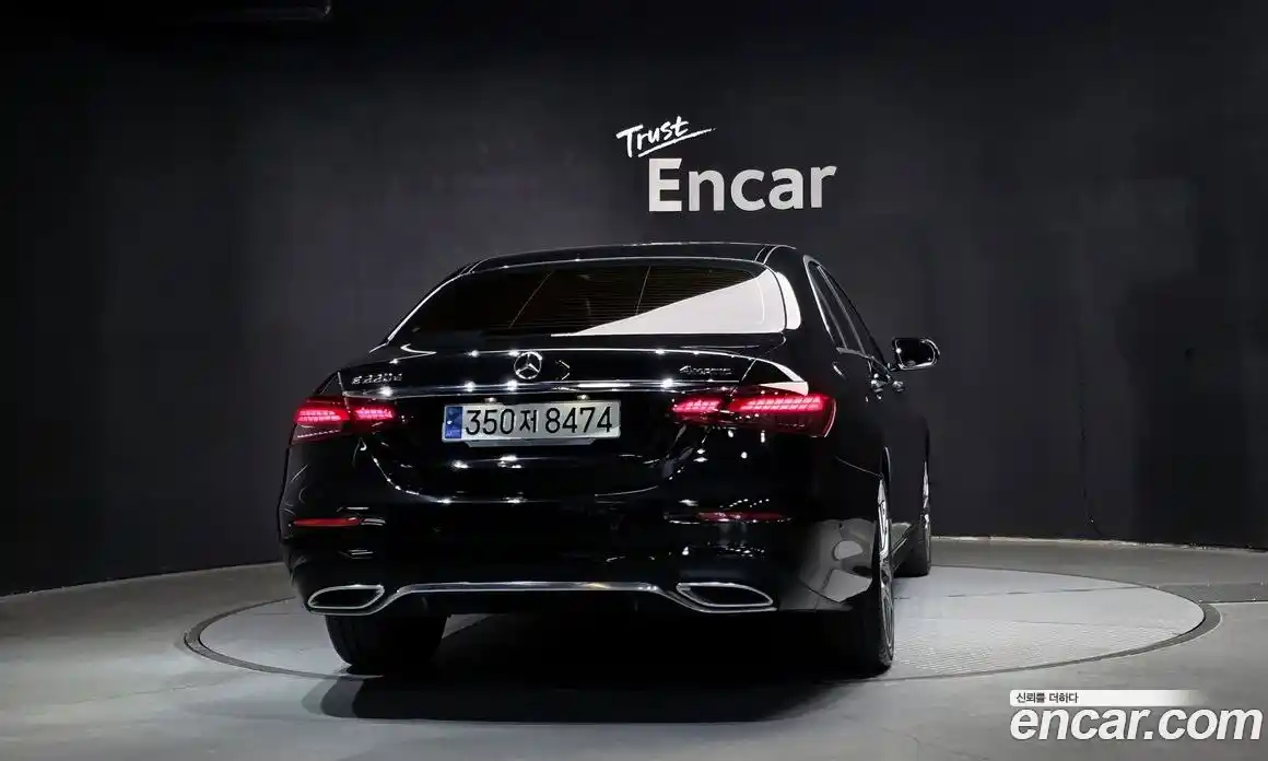 Mercedes-Benz E-Class 2021 1.9 Автомат в Москве № 224454, фото 5