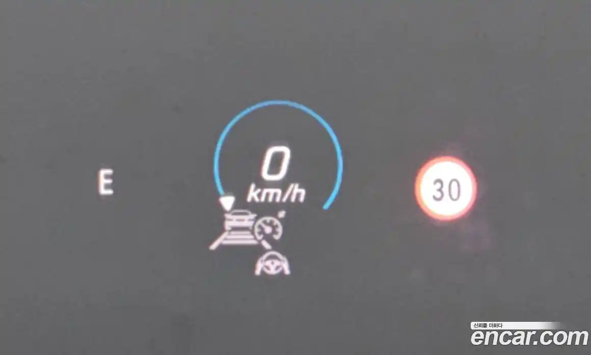 Mercedes-Benz E-Class 2022 1.9 Автомат в Москве № 224833, фото 13