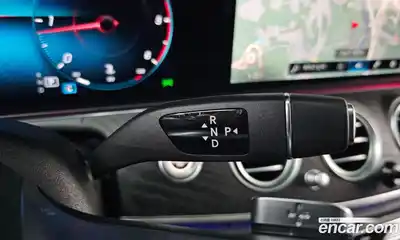 Mercedes-Benz E-Class 2022 1.9 Автомат в Москве № 224833, миниатюра 9