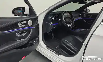 Mercedes-Benz E-Class 2022 1.9 Автомат в Москве № 224833, миниатюра 10