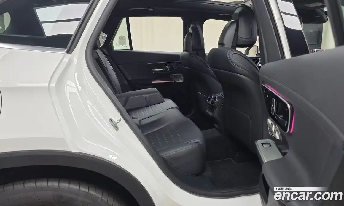 Mercedes-Benz GLC-Class 2025 2.0 Автомат в Москве № 229391, фото 12