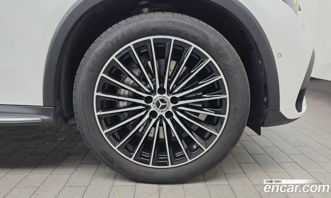 Mercedes-Benz GLC-Class 2025 2.0 Автомат в Москве № 229391, фото 5