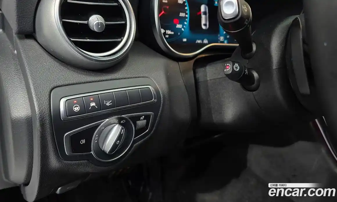 Mercedes-Benz C-Class 2021 1.9 Автомат в Москве № 229636, фото 16