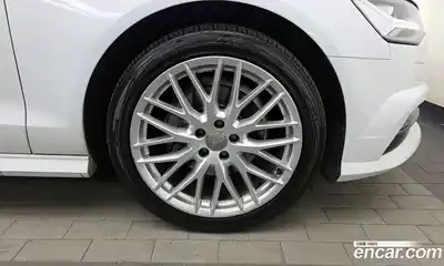 Audi A6 2018 2.0 Автомат в Москве № 230043, миниатюра 9